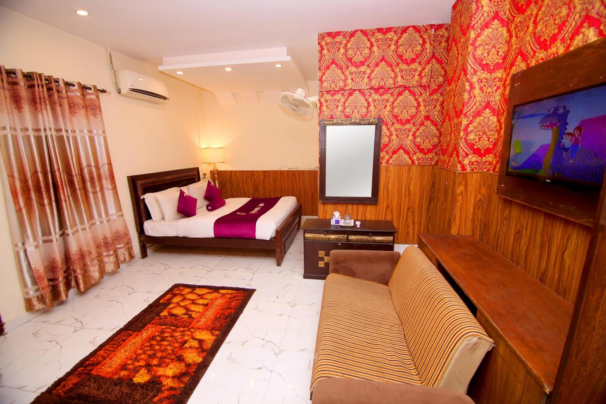 Premier Inn Johar Town ラホール エクステリア 写真